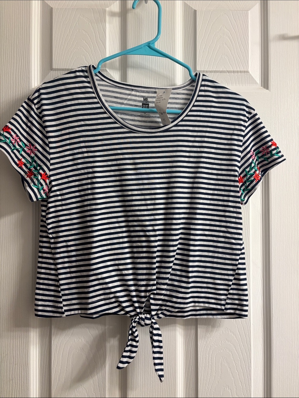PacSun Navy & White Striped Tie-Front Crop Top with Embroidered Sleeves